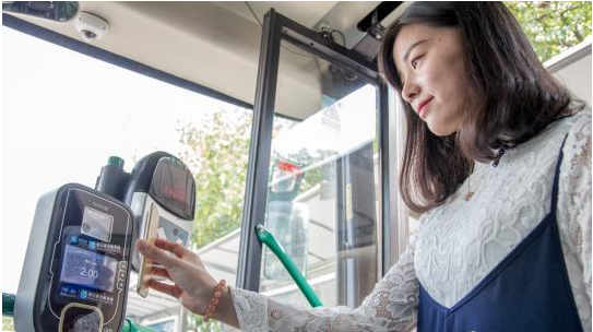 杭州公交車提升支付寶了!還有什么理由帶現(xiàn)金? 杭州公交車提升支付寶了!還有什么理由帶現(xiàn)金?